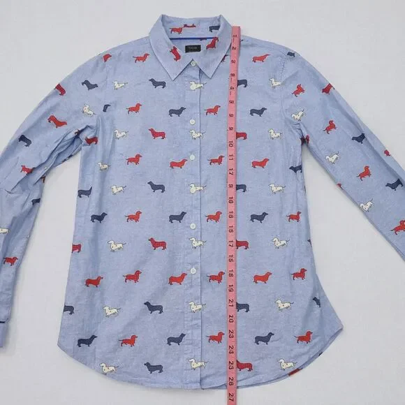 Talbots Women’s Cute Small Button Down Shirt Dachshund Wiener Dog Print Preppy - Picture 7 of 7